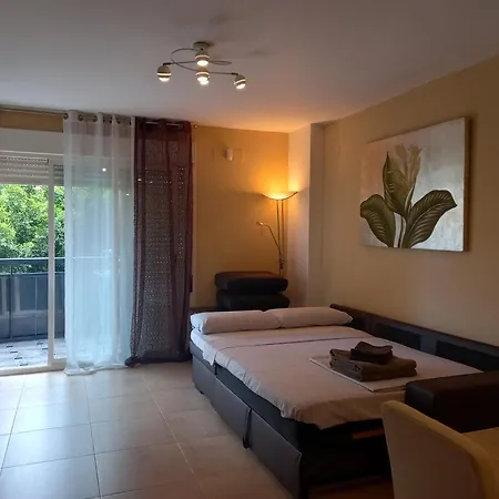 Benidorm La Cala Sidney アパート